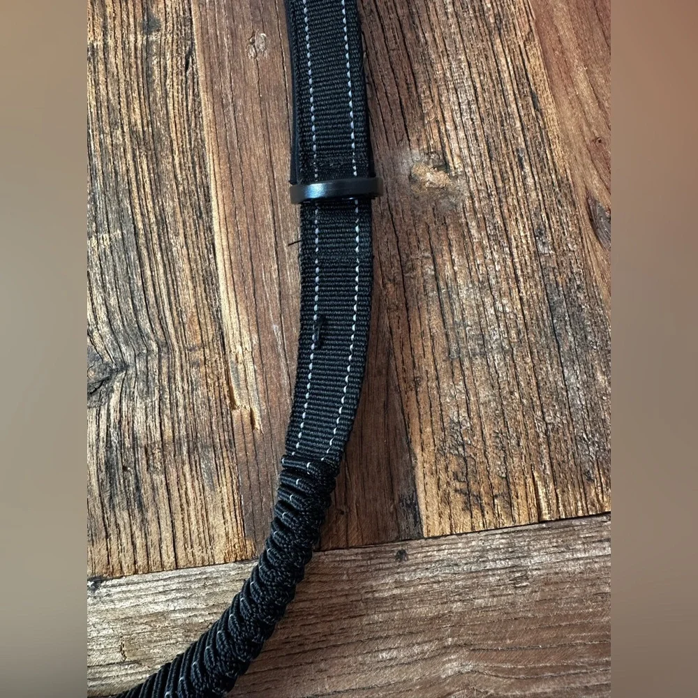 Durable Black Dog Leash with Reflective Stitching